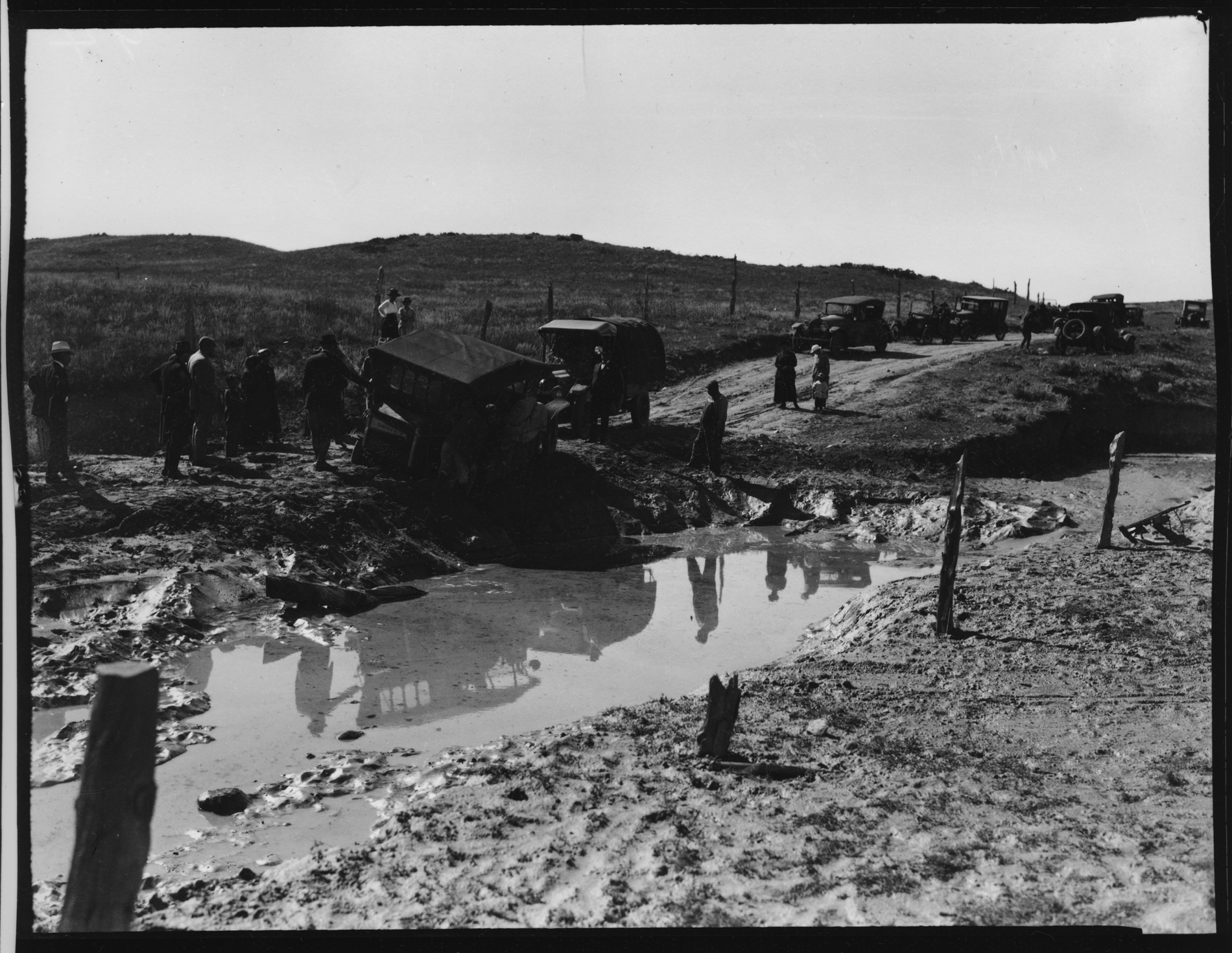 Archival photograph from the 1920 National Park-to-Park Highway tour