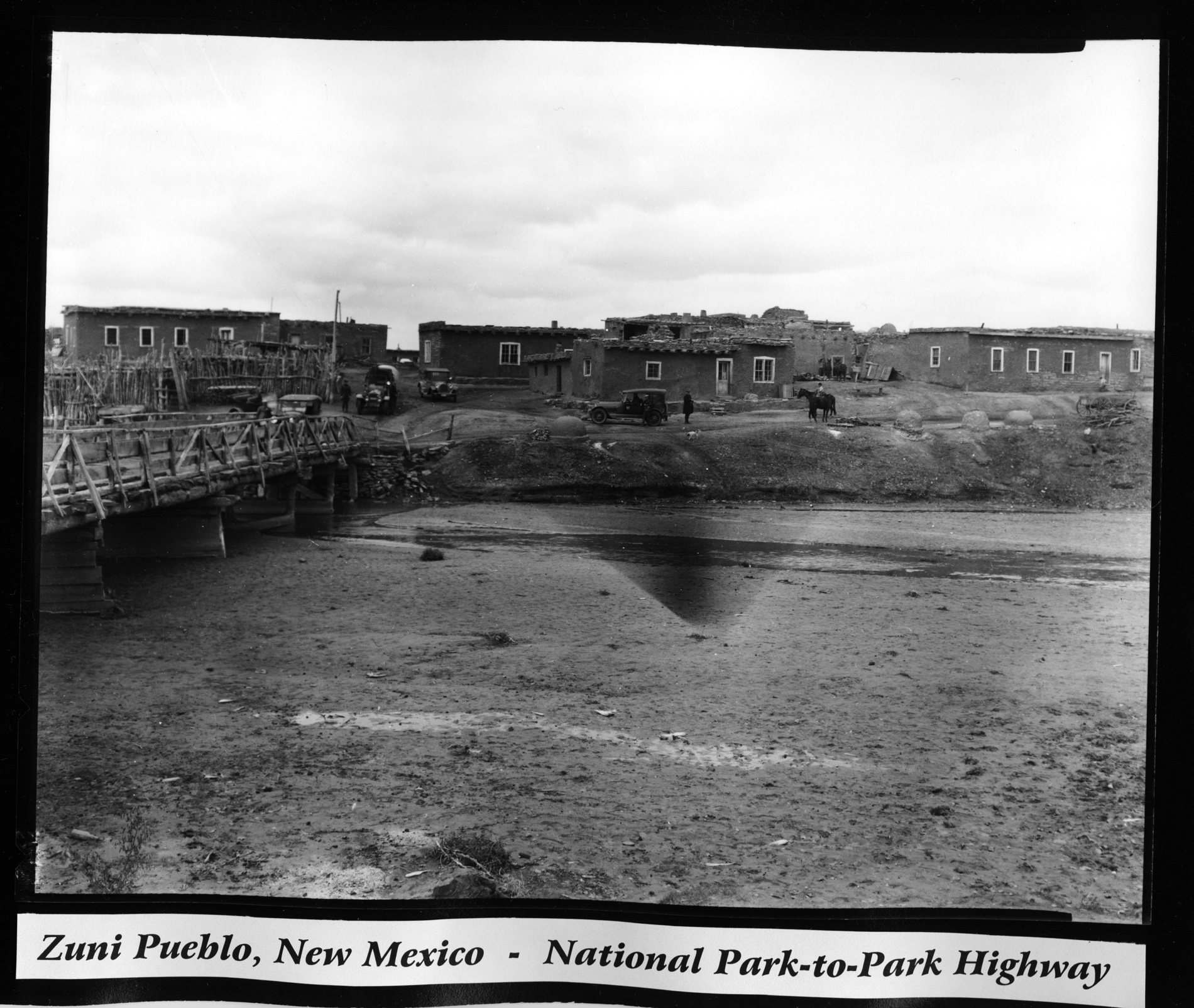 Archival tour photograph 18